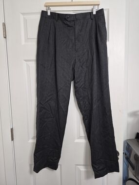 Men's Dark Gray Pleated Dress Pants 40% Wool
